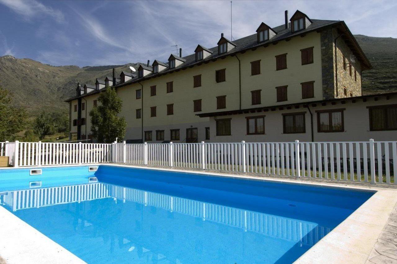 ホテル Residencial La Solana Vall de Boí エクステリア 写真