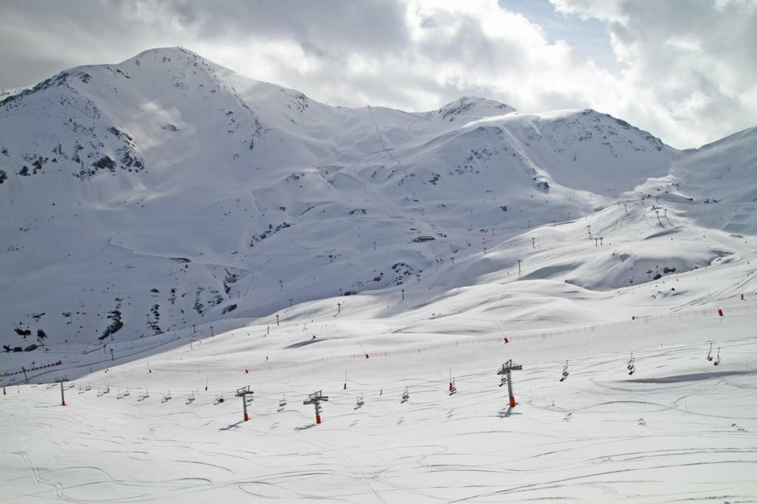 ホテル Residencial La Solana Vall de Boí エクステリア 写真
