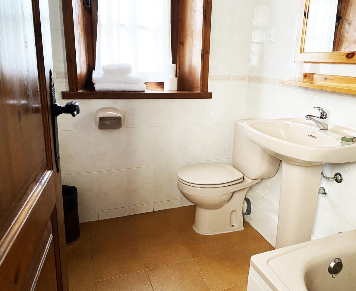 ホテル Residencial La Solana Vall de Boí エクステリア 写真