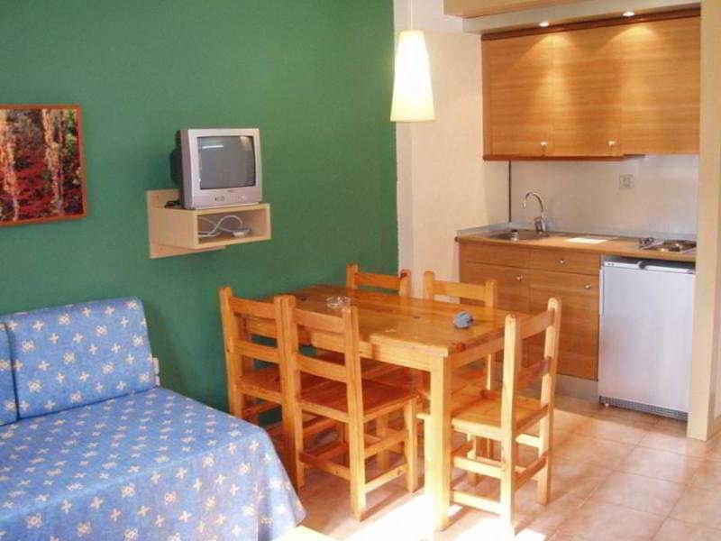 ホテル Residencial La Solana Vall de Boí エクステリア 写真
